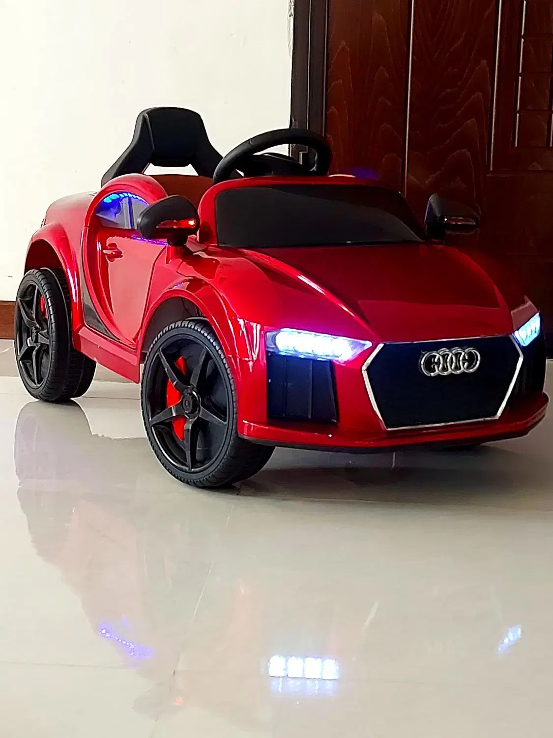 فروش انواع ماشین و موتور شارژی دست دوم|اسباب‌‌بازی|اصفهان, امیرعرب|دیوار