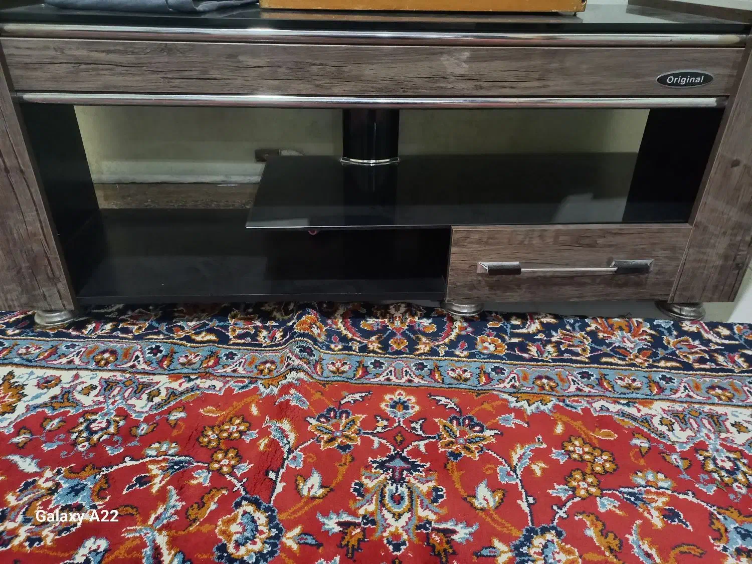 میزتی وی|میز تلویزیون|تربت جام, شهید مدرس|دیوار