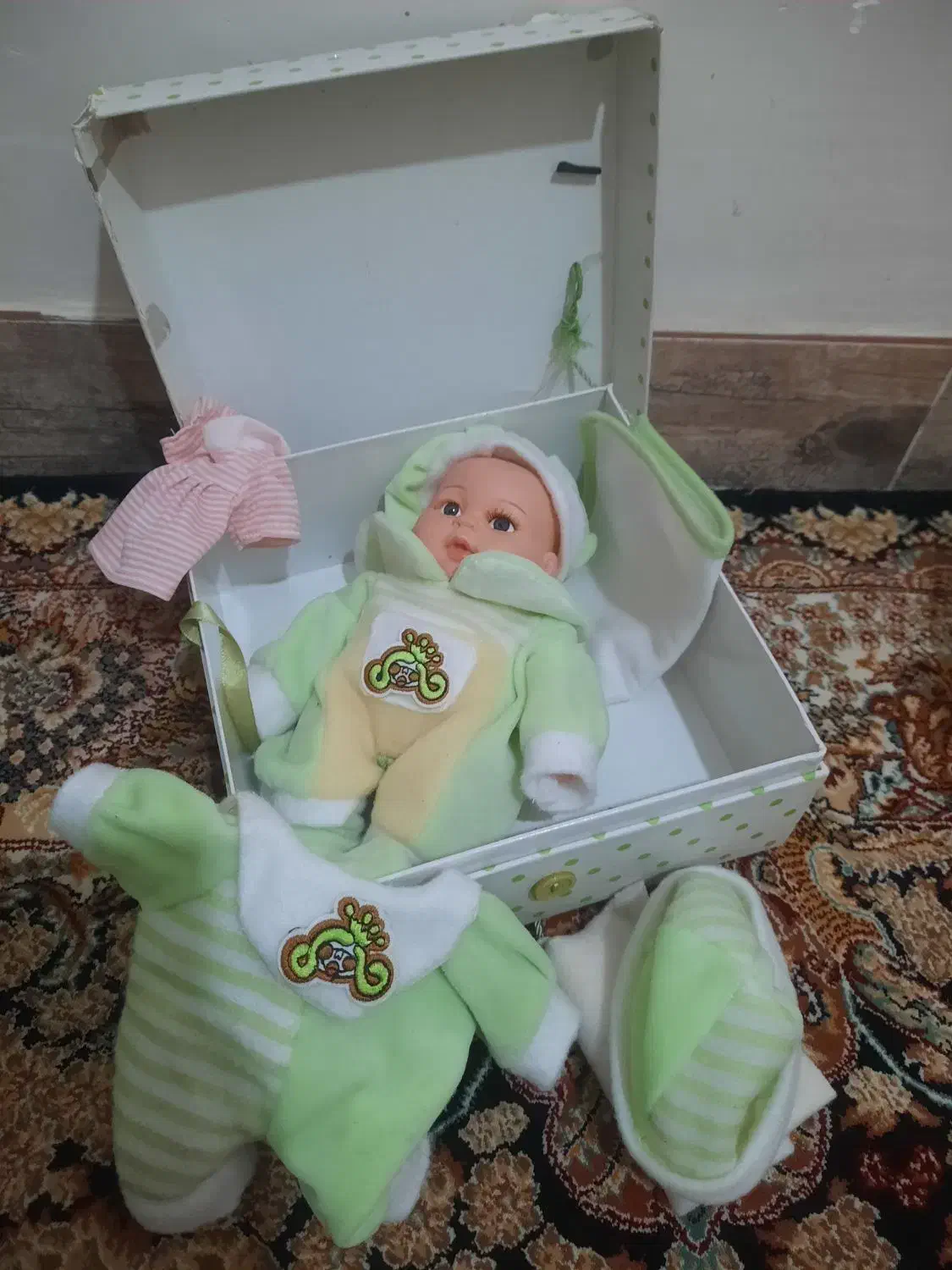 اسباب بازی از انواع مدل بیلیارد عروسک کارتخوان و..|اسباببازی|قرچک, زیبا شهر|دیوار