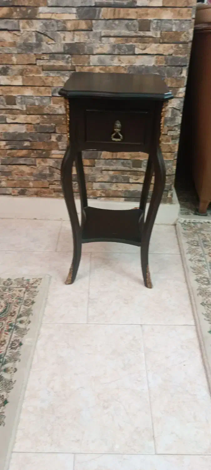 میز|میز تلفن|فردیس, قریشی|دیوار