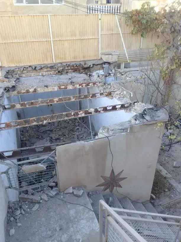 تخریب منازل و بتن تخصصی حمل و خاک برداری|خدمات پیشه و مهارت|نیشابور, باغ نو|دیوار