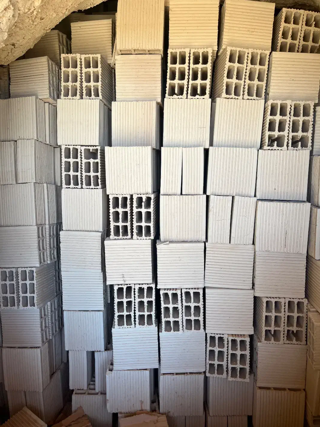 تحویل آجر درجه یک|عمده‌فروشی|اهواز, کمپلو شمالی|دیوار