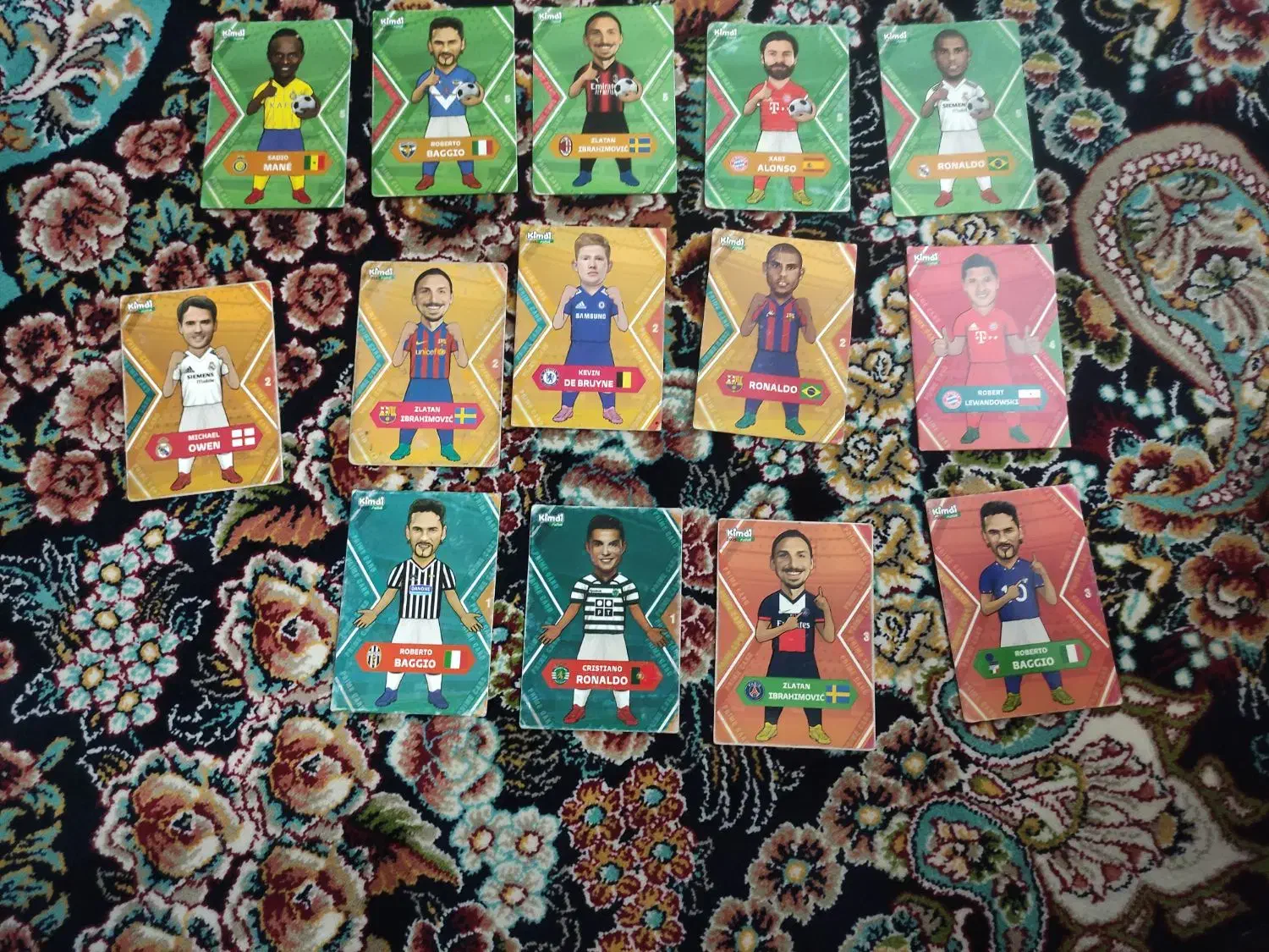 کیمدی|اسباببازی|مشهد, کارمندان دوم|دیوار