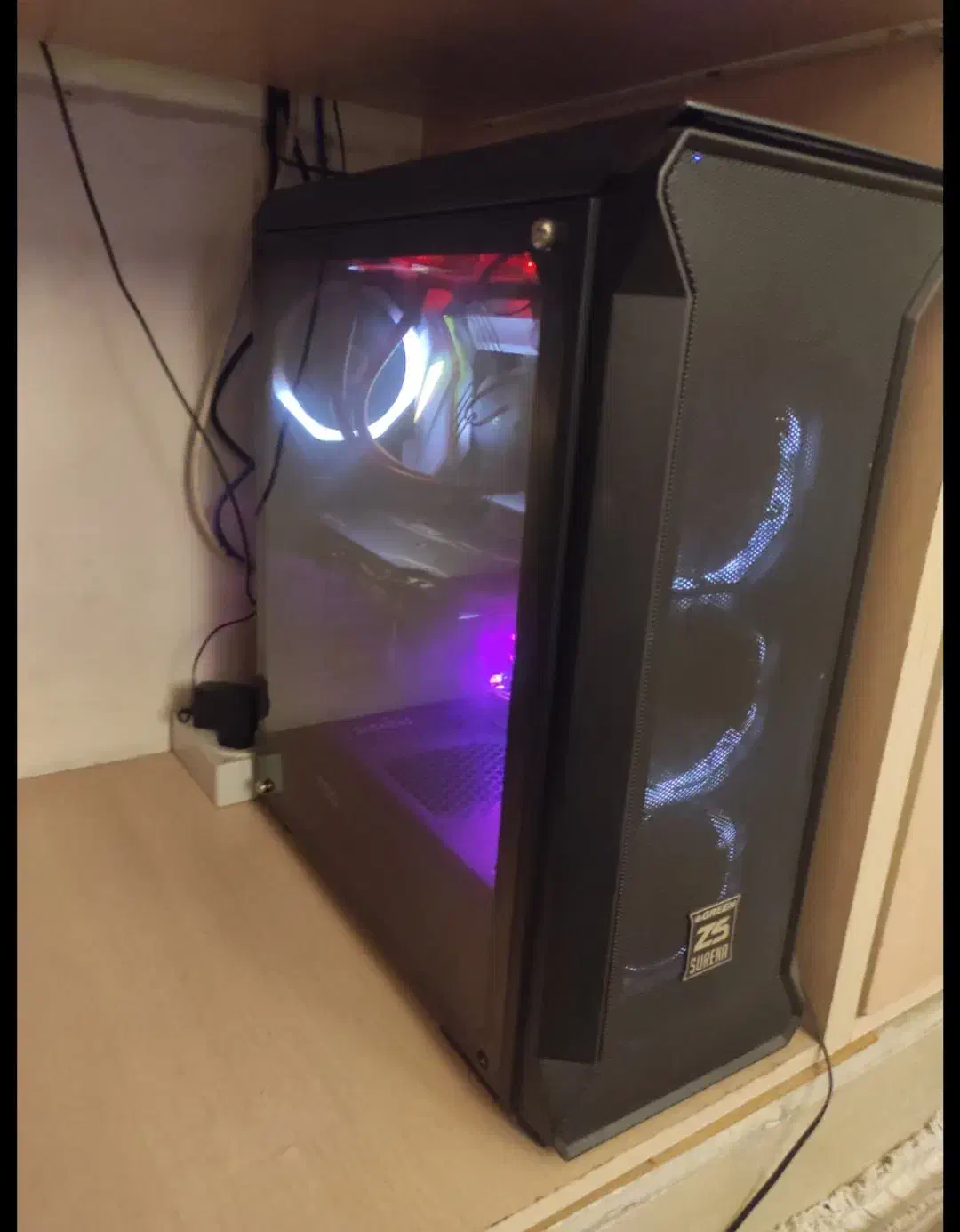 کیس گیمینگ و رندرینگ|رایانه رومیزی|اصفهان, مفتح|دیوار