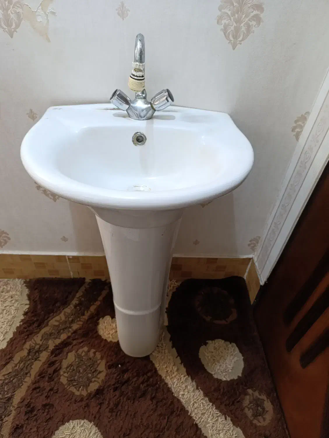 روشویی کارکرده|لوازم سرویس بهداشتی|مراغه, |دیوار