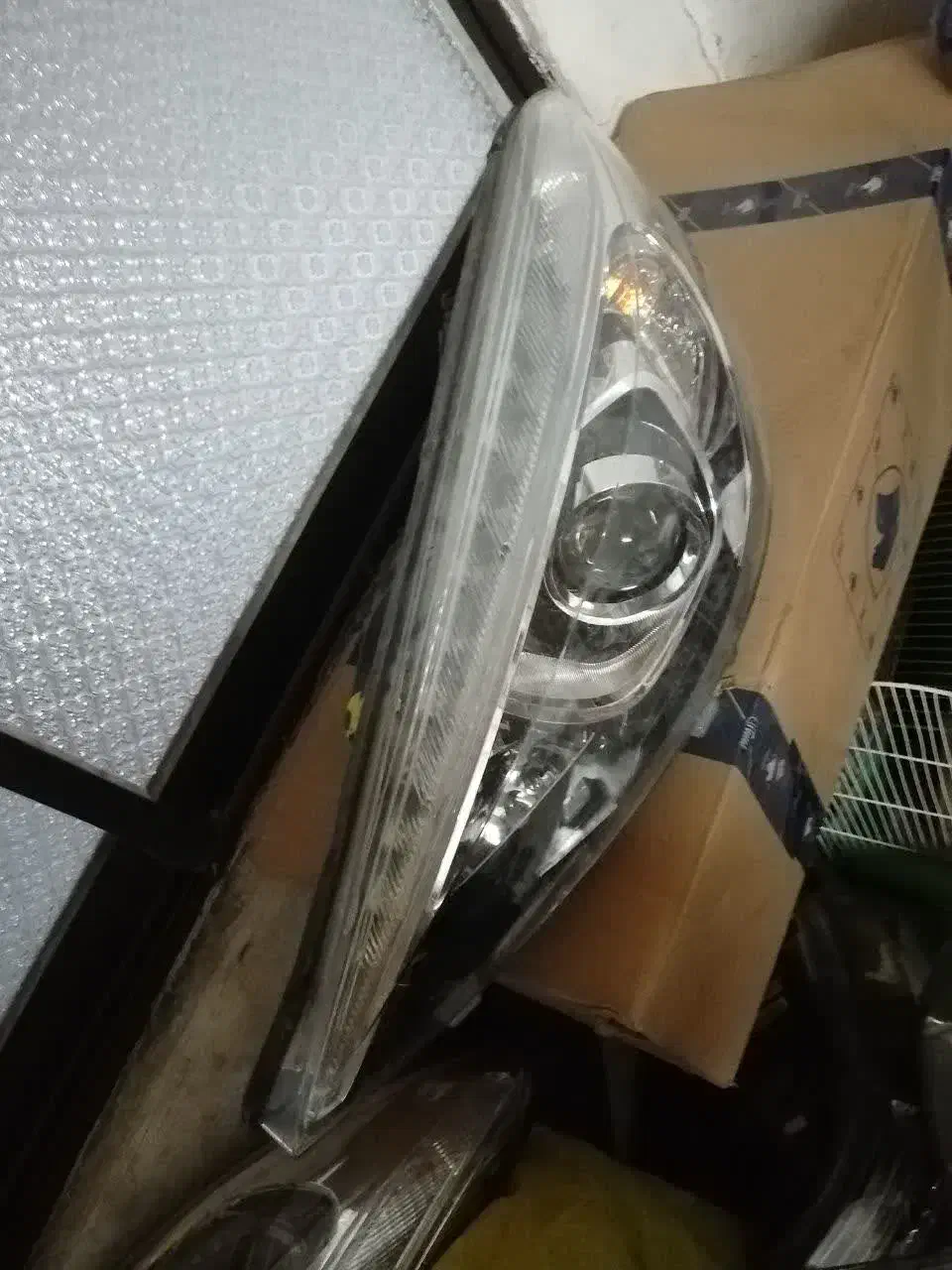 چراغ جلو چپ ۲۰۷ مارک کروز|قطعات یدکی و لوازم جانبی|نوشهر, |دیوار