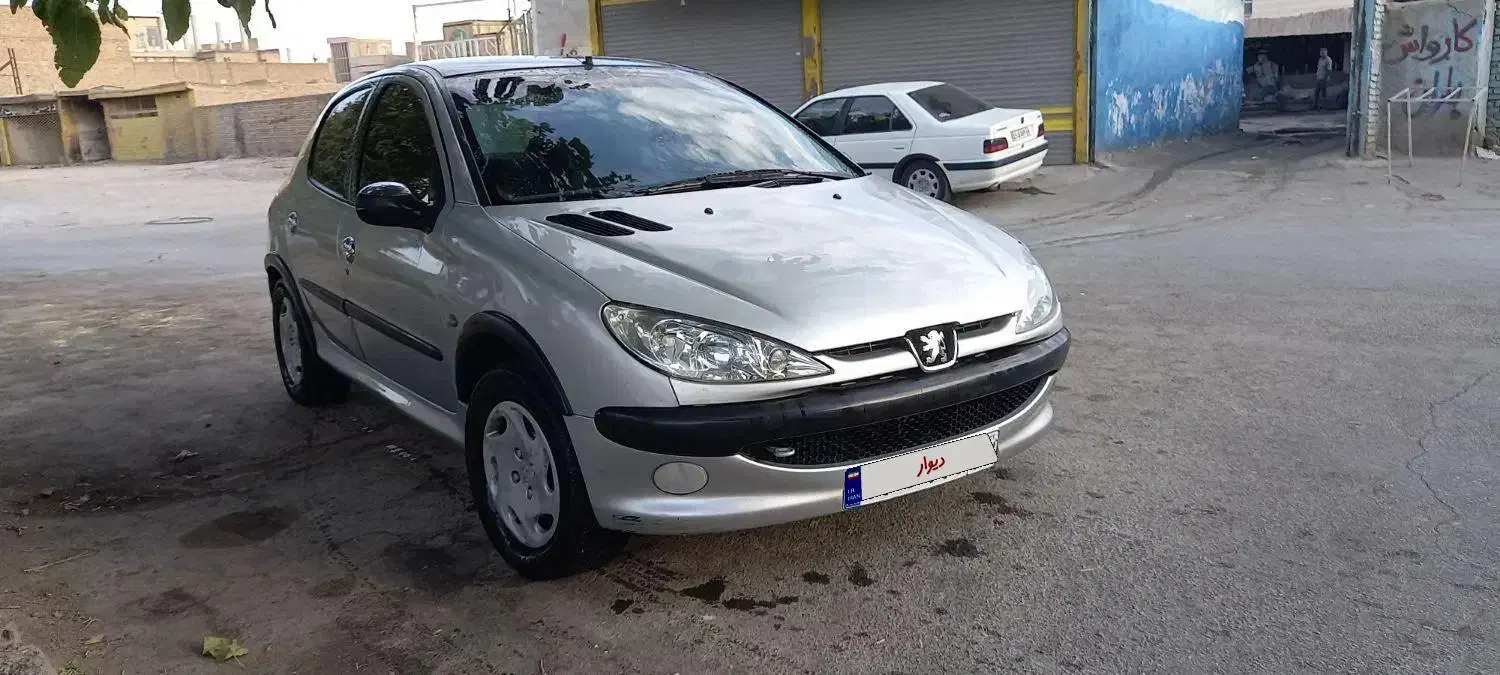 پژو۲۰۶ مدل ۸۳|خودرو سواری و وانت|خمینی‌شهر, |دیوار