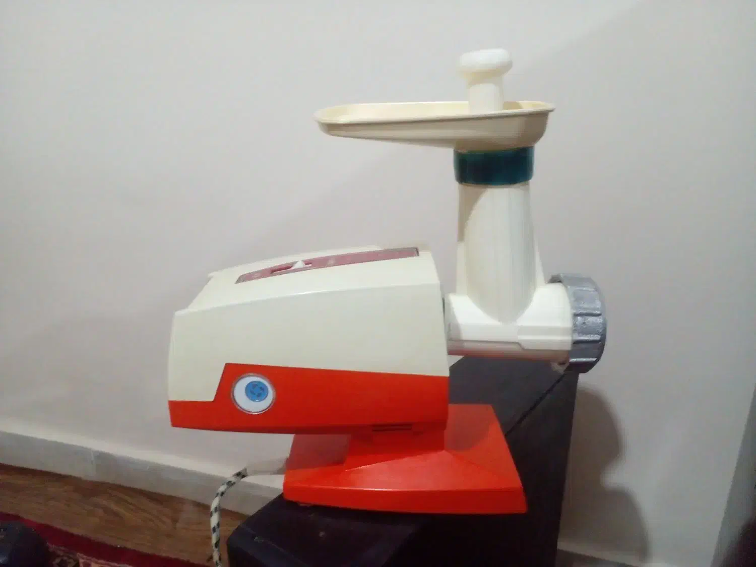 چرخ گوشت مینیاتوری. عتیقه.قدیمی ایتالیائی بیالتی|کلکسیون اشیاء عتیقه|تهران, بهداشت|دیوار