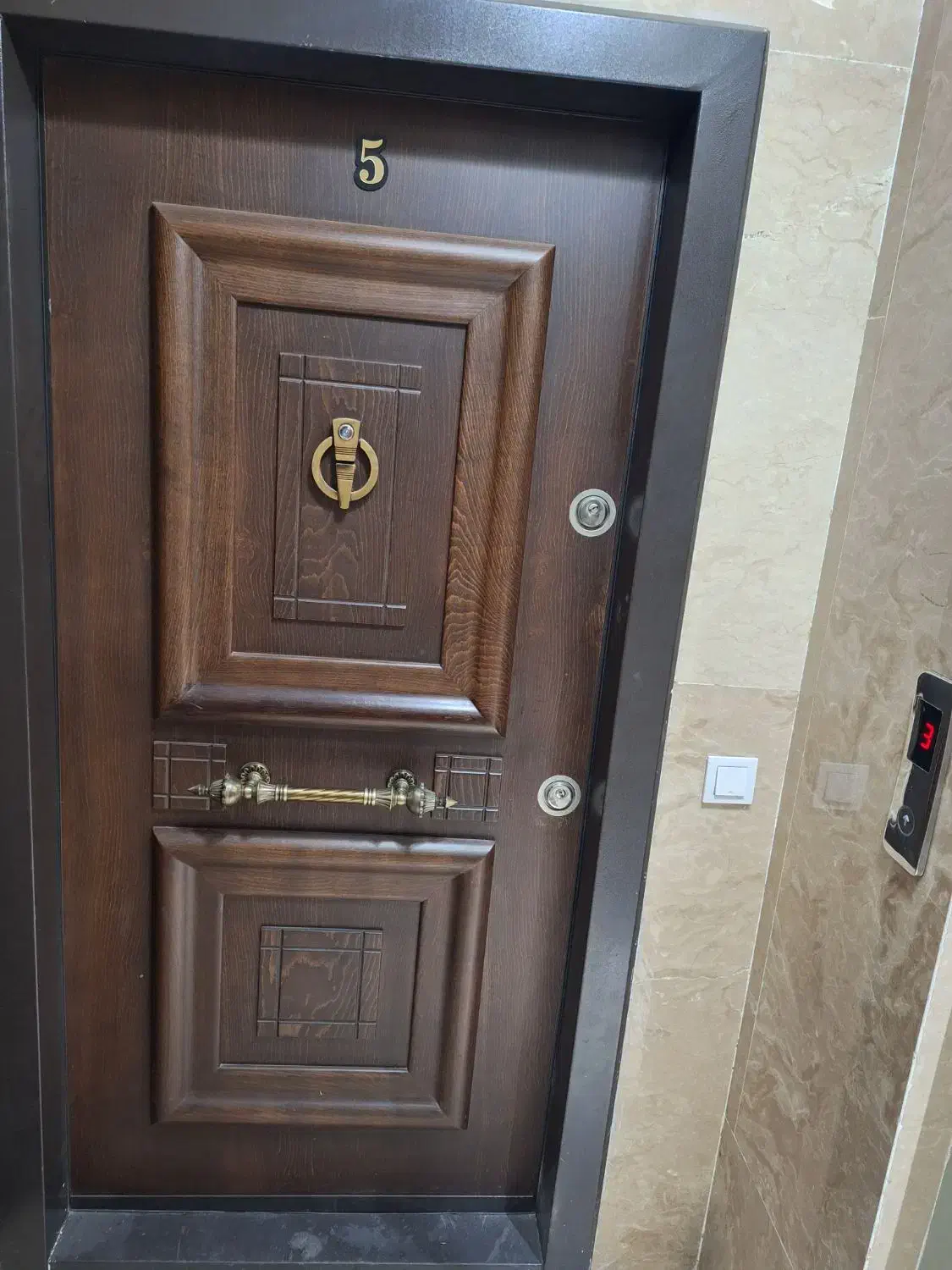 اجاره آپارتمان فلاح منطقه۱۷ متراژ ۱۰۵متر