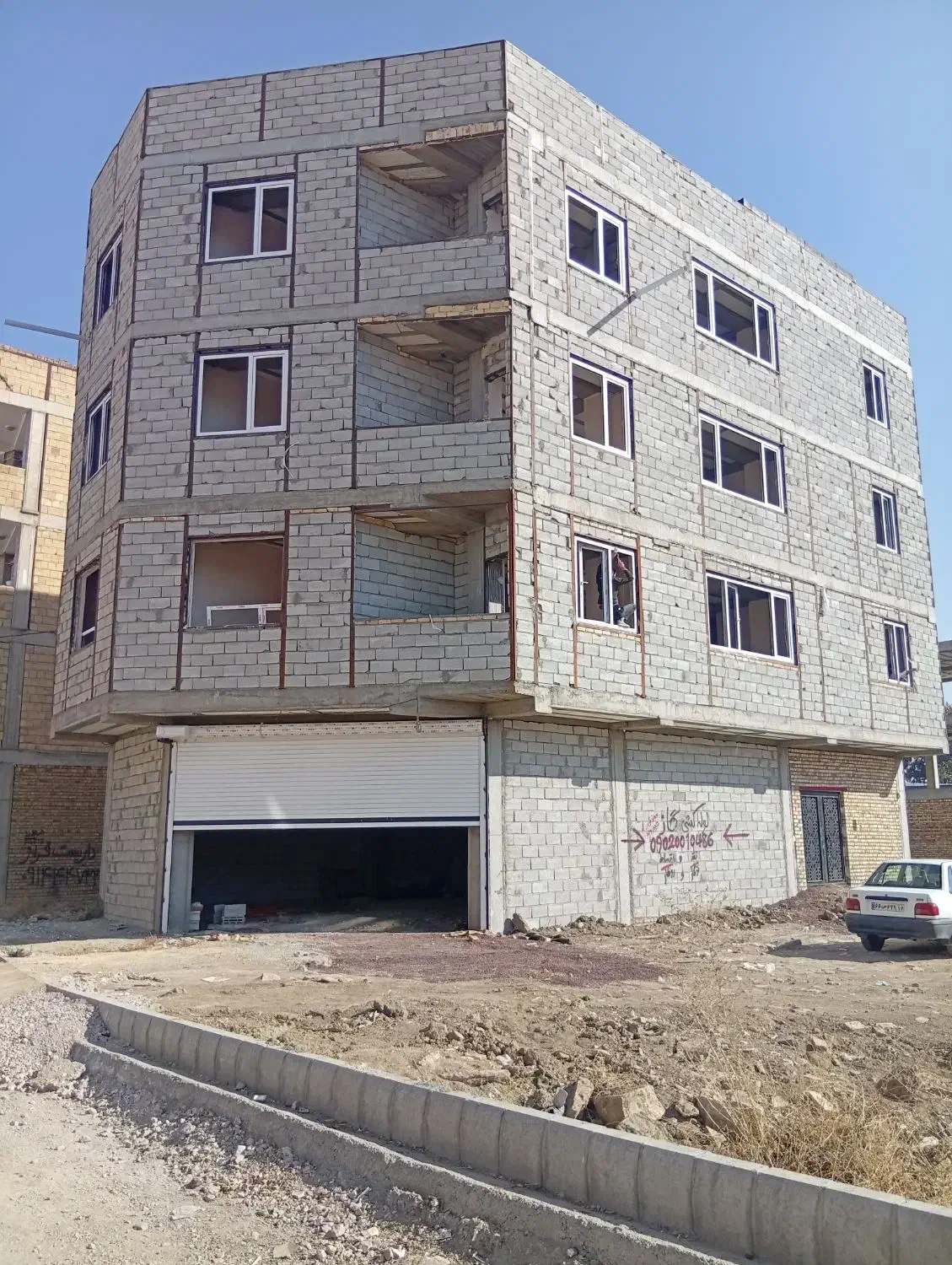 درب پنجره دوجداره شجاعی|خدمات پیشه و مهارت|ارومیه, |دیوار