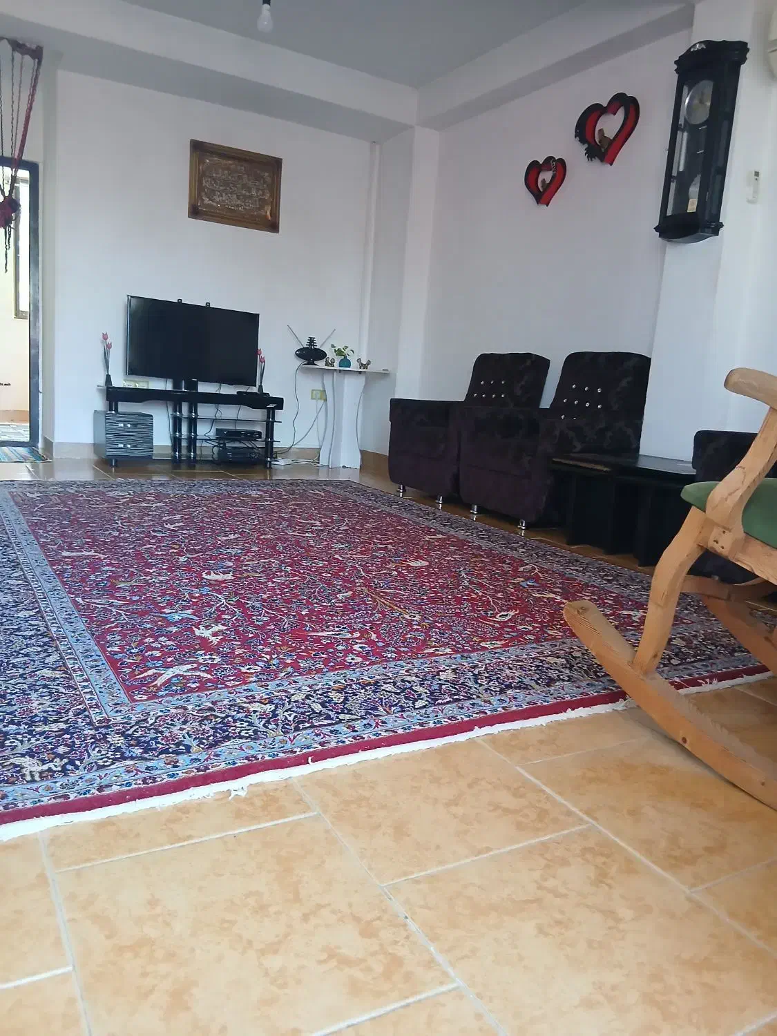 اجاره روزانه.لاهیجان.لیالستان|اجارهٔ کوتاه‌مدت آپارتمان و سوئیت|لاهیجان, لیالستان|دیوار