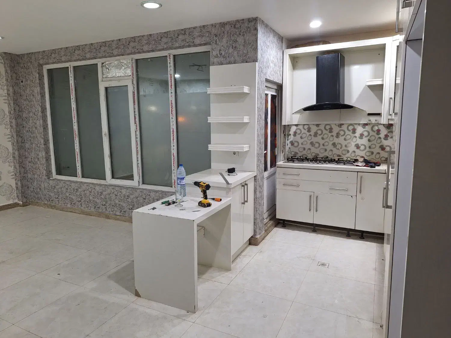 آپارتمان طبقه اول(تجاری-مسکونی)|فروش آپارتمان|چمران, |دیوار