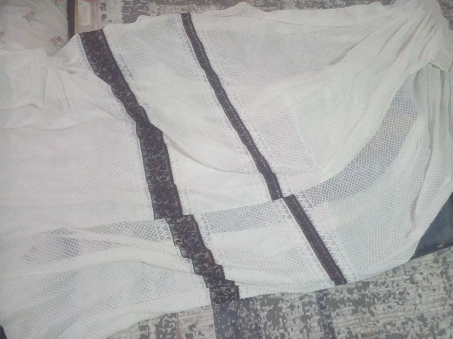 پرده سالم فقط ۲بارشسته شده برادرحال هست|پرده، رانر، رومیزی|تربت جام, جامرود|دیوار