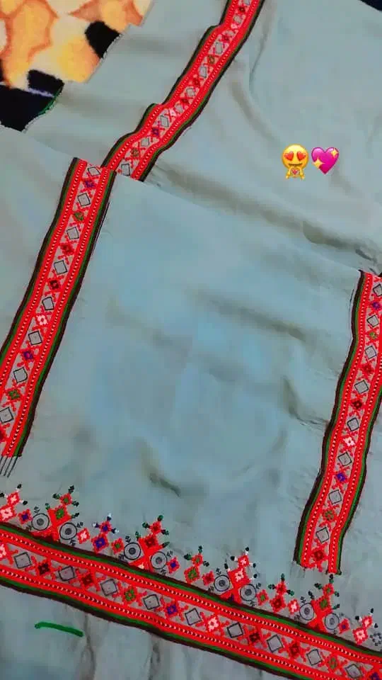 لباس دس دوز(سبزو دوچ)|لباس|خاش, |دیوار