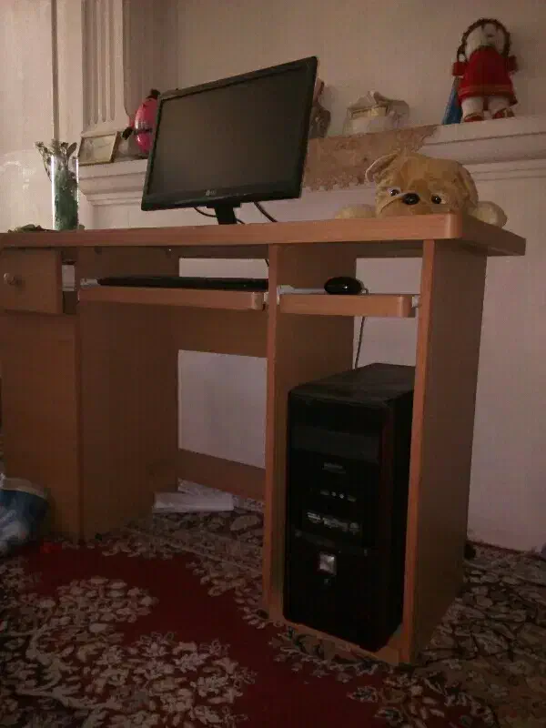 کامپیوتر|رایانه رومیزی|بروجرد, |دیوار