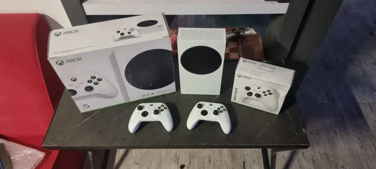 ایکس باکس سری اس xbox series s دو دسته|کنسول، بازی ویدئویی و آنلاین|اصفهان, کوی شهید کشوری|دیوار