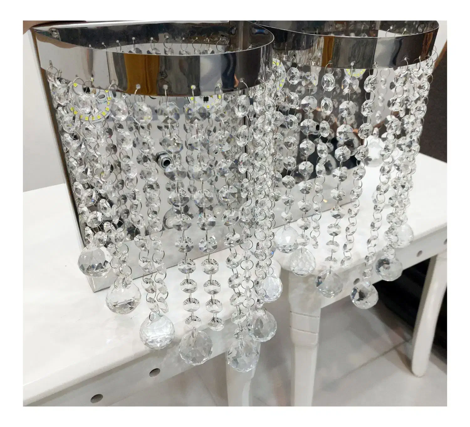 لوستر های دیواری پذیرایی به مشتری تخفیف داده میشه|لوستر و چراغ آویز|اهواز, نادری|دیوار