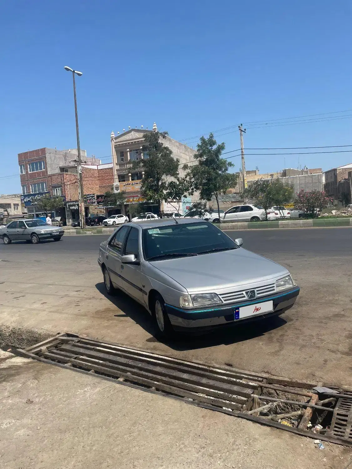 پژو۴۰۵|خودرو سواری و وانت|پارس‌آباد, |دیوار