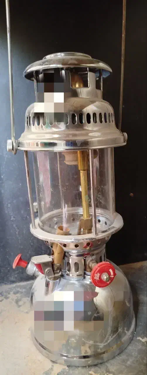 چراغ توری (زنبوری)|کلکسیون اشیاء عتیقه|یزد, |دیوار