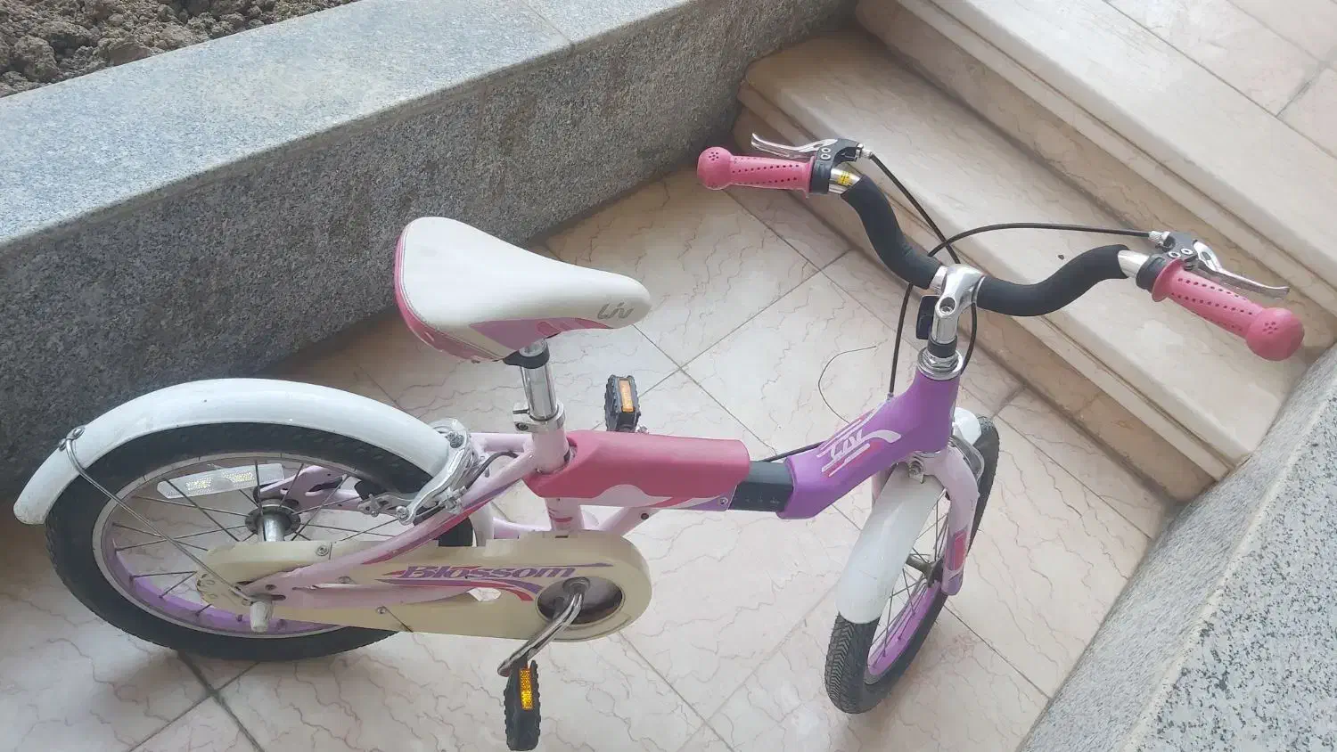 دوچرخه کودک سایز۱۶|دوچرخه، اسکیت، اسکوتر|اصفهان, هزارجریب|دیوار