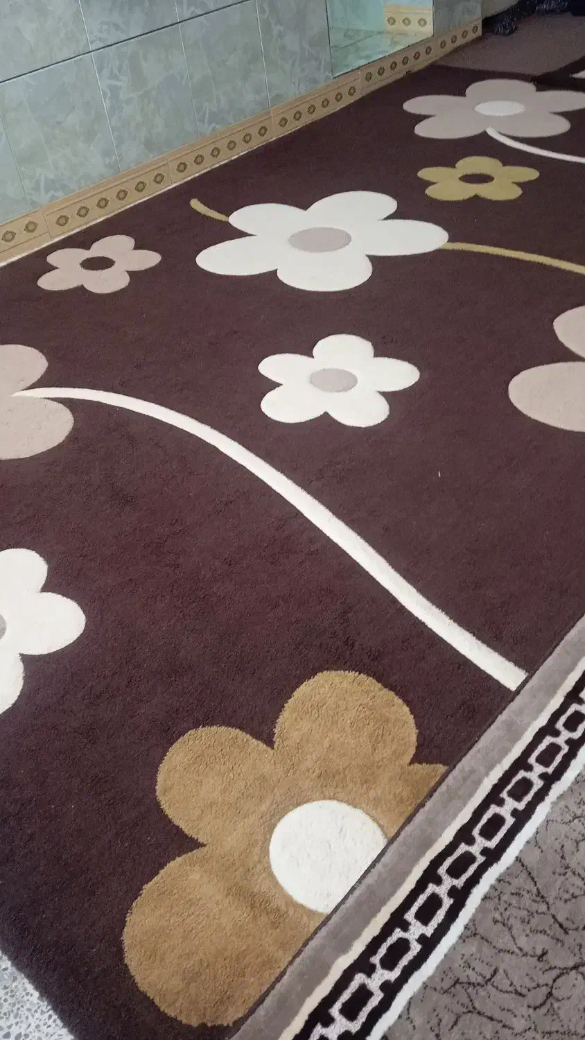 گلیم در حد نو|گلیم، جاجیم، گبه|مهران (ایلام), |دیوار