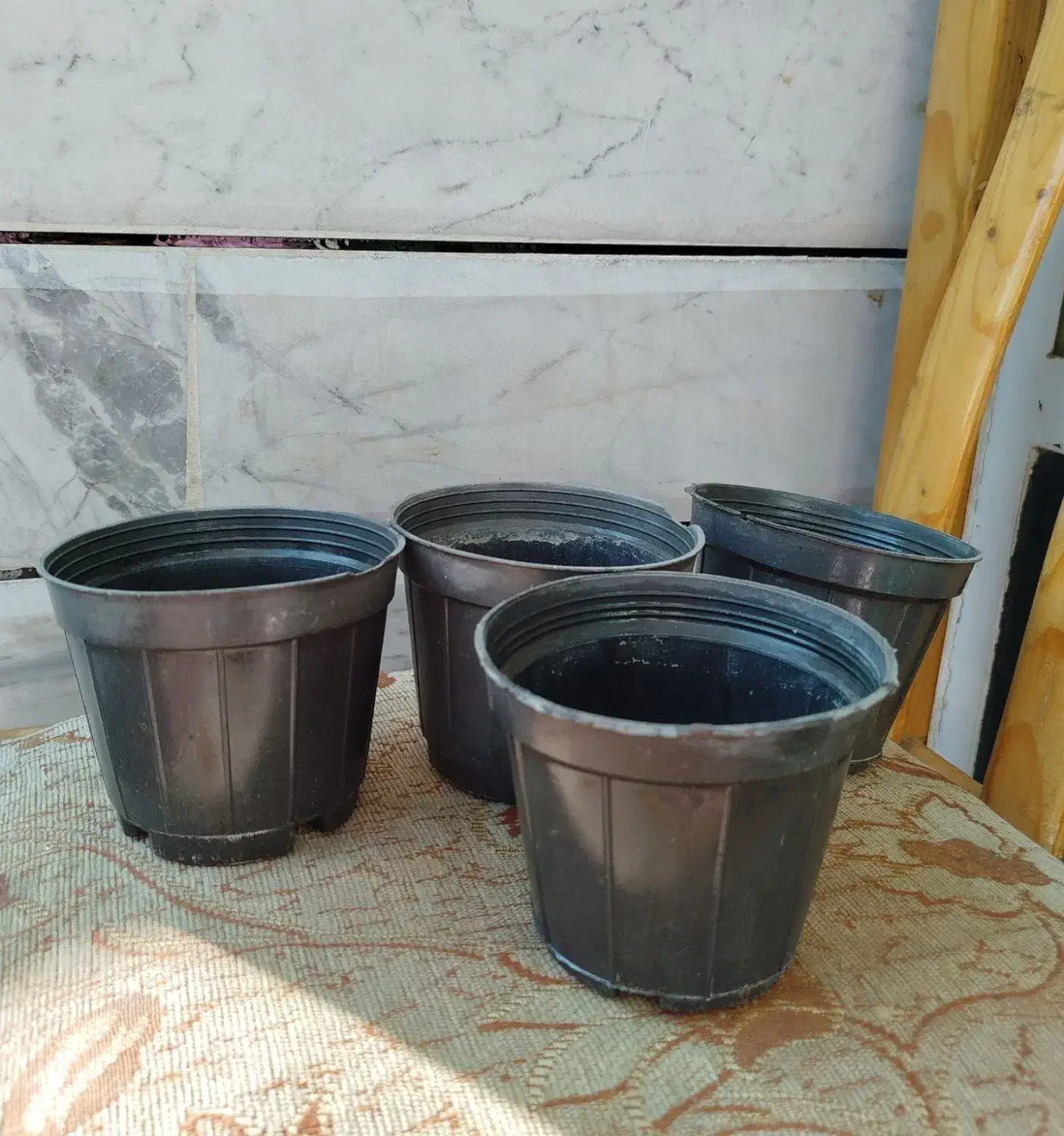 گلدان پلاستیکی|حراج|آزادشهر, |دیوار