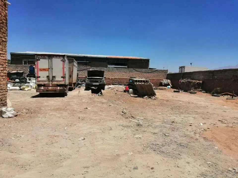 گاراج جاده ماهان کرمان|اجارهٔ مغازه و غرفه|کرمان, |دیوار