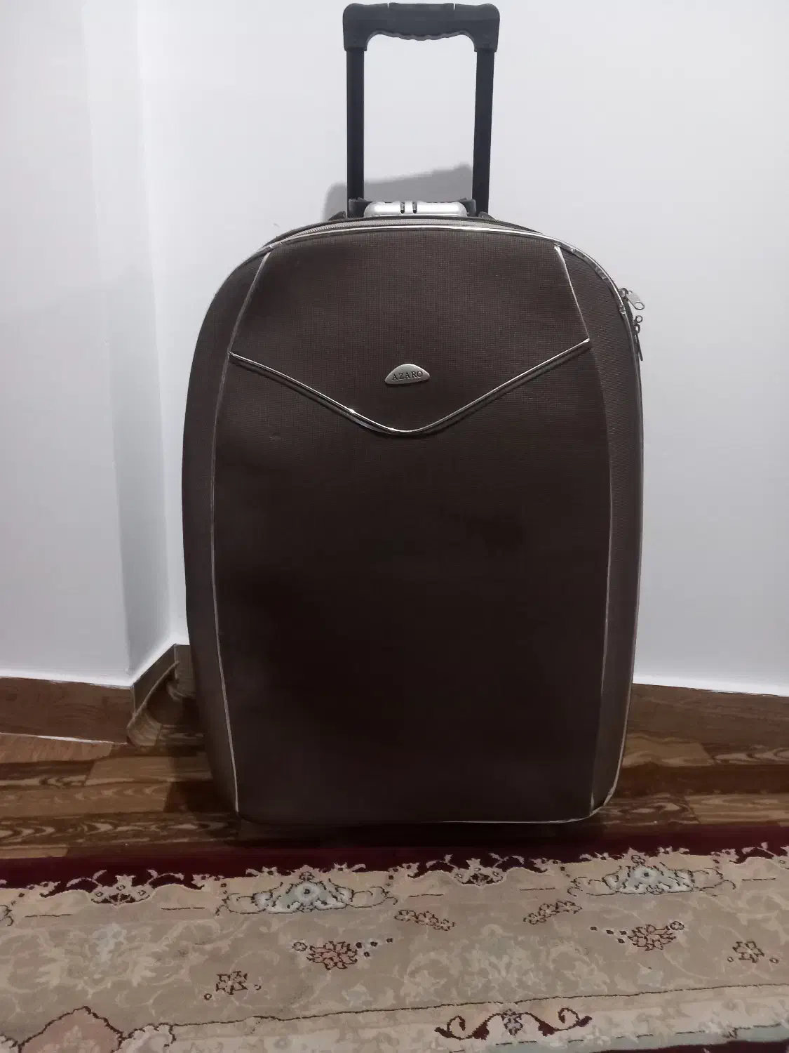 چمدان Azaro|کیف، کفش، کمربند|رشت, نظری|دیوار