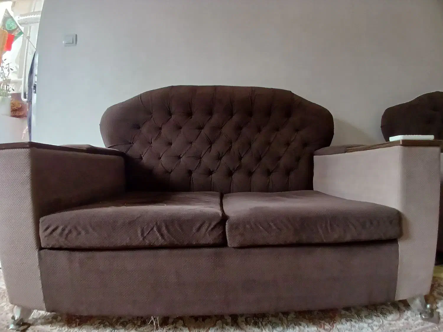 موبل ۷ نفره سالم|مبلمان خانگی و میز عسلی|رشت, حومه رشت|دیوار