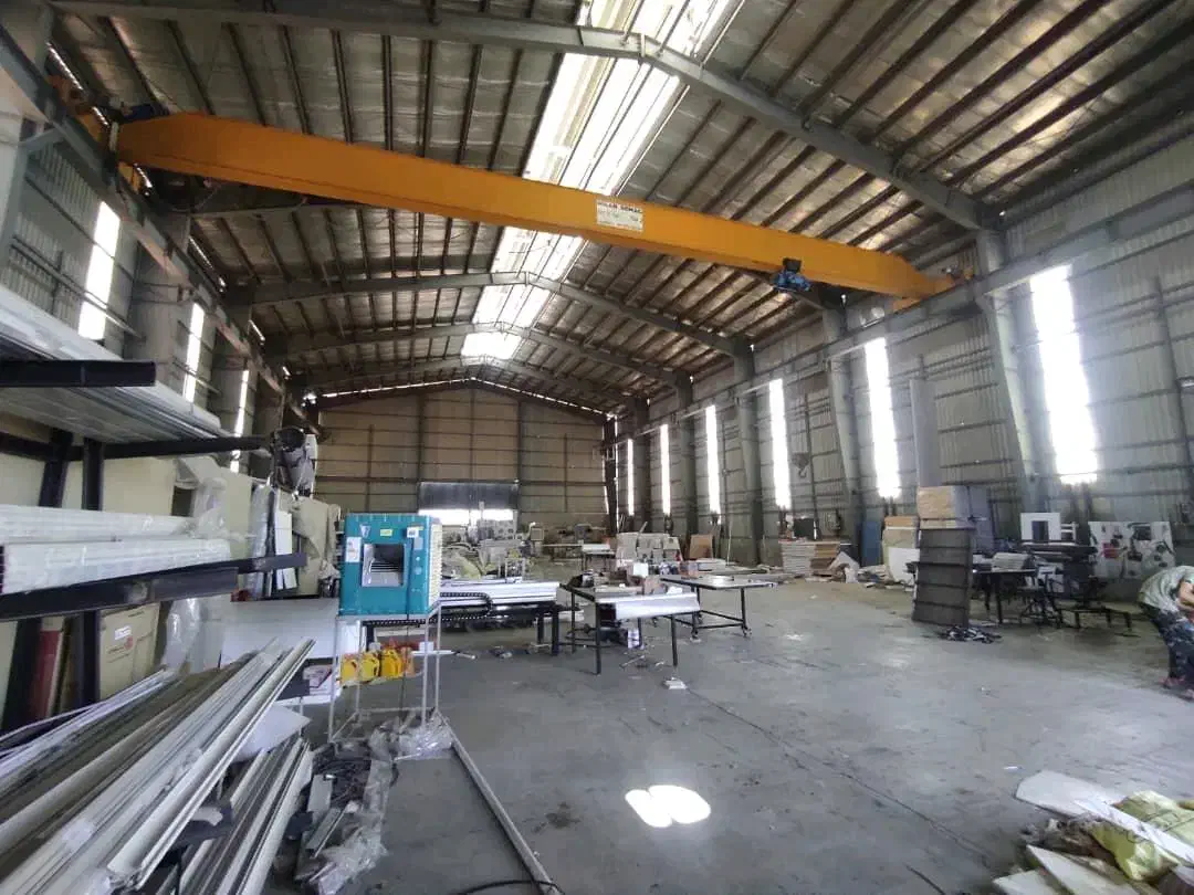 اجاره کارخانه۲۷۰۰م جرثقیل۱۰تن برق۲۵۰ کد۳۵۹۶|اجارهٔ دفتر صنعتی، کشاورزی، تجاری|زرندیه, |دیوار