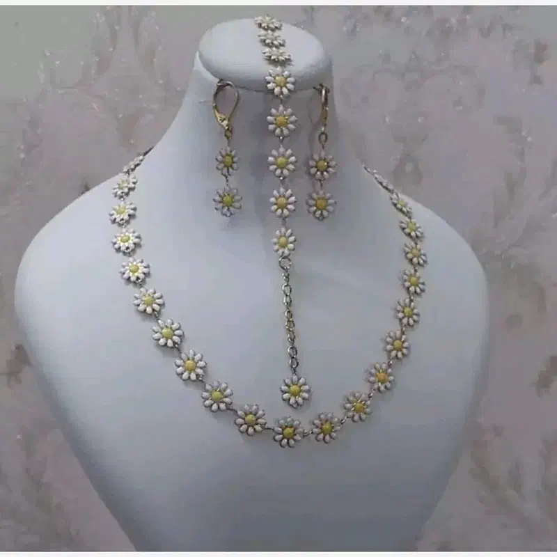 ست کامل بابونه گردنبند دستبند گوشواره|بدلیجات|هشتگرد, فاز ۳ مهستان|دیوار