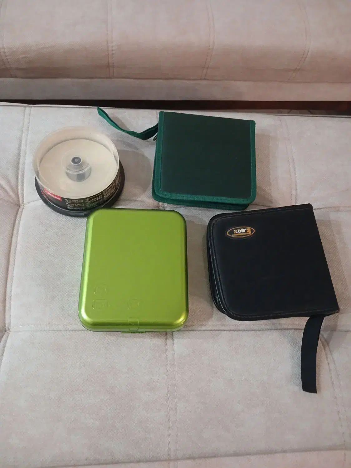 جعبه سی دی نو آلمانی|پخش‌کننده DVD و ویدیو|تهران, یوسف‌آباد|دیوار