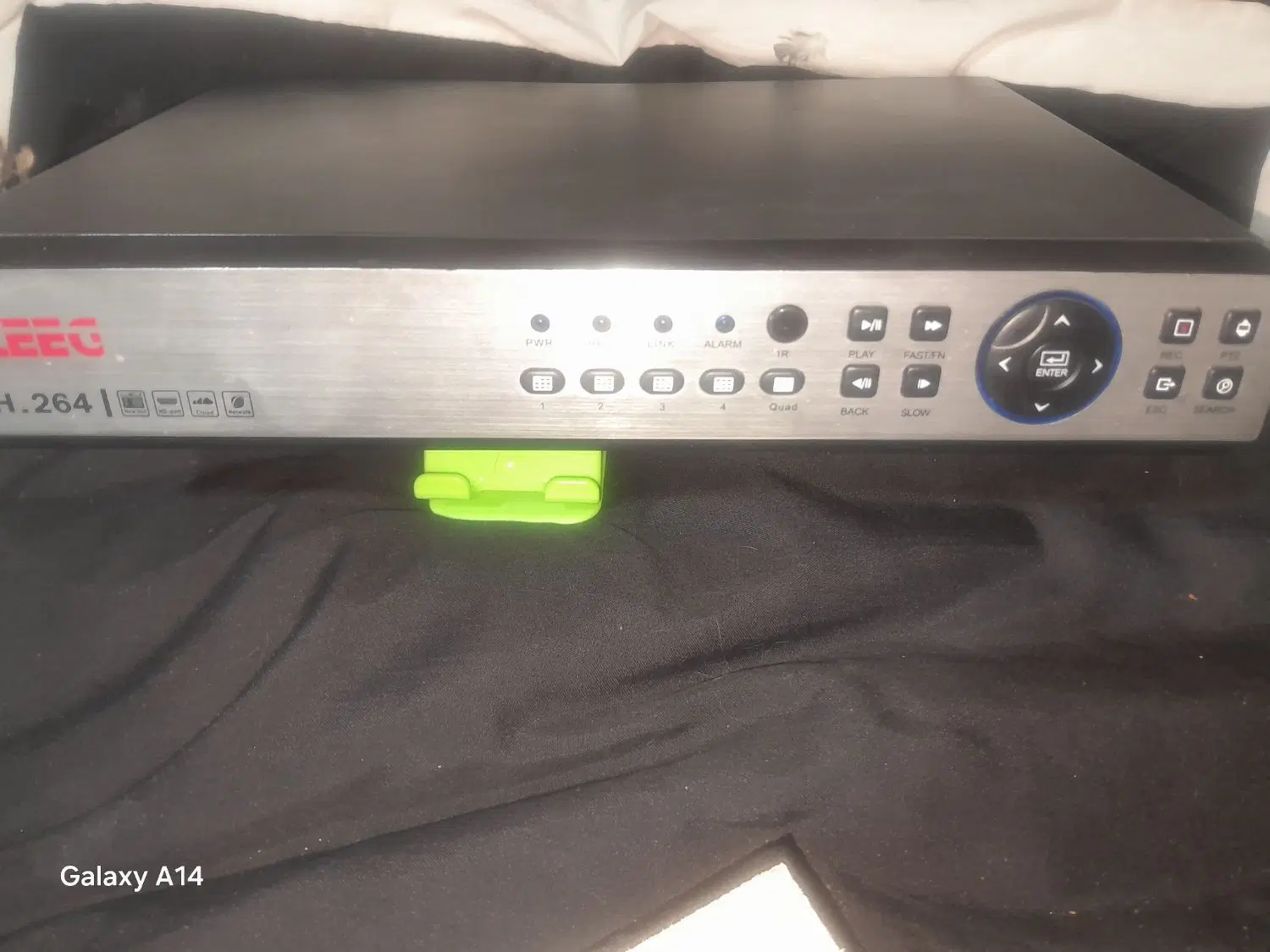 یک عدد dvr دی وی ار ۱۶ کانال بسیار تمیزzeeg|دوربین مداربسته|تهران, دهم فروردین|دیوار