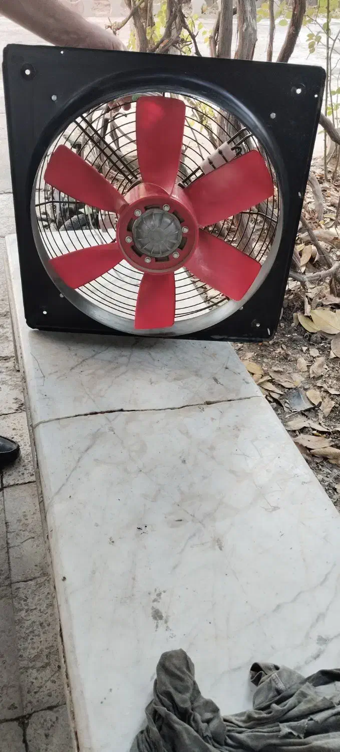 هواکش نو.چن ماه بیشتر کار نکرده|پنکه و تصفیه‌کنندهٔ هوا|شهریار, شهریار|دیوار