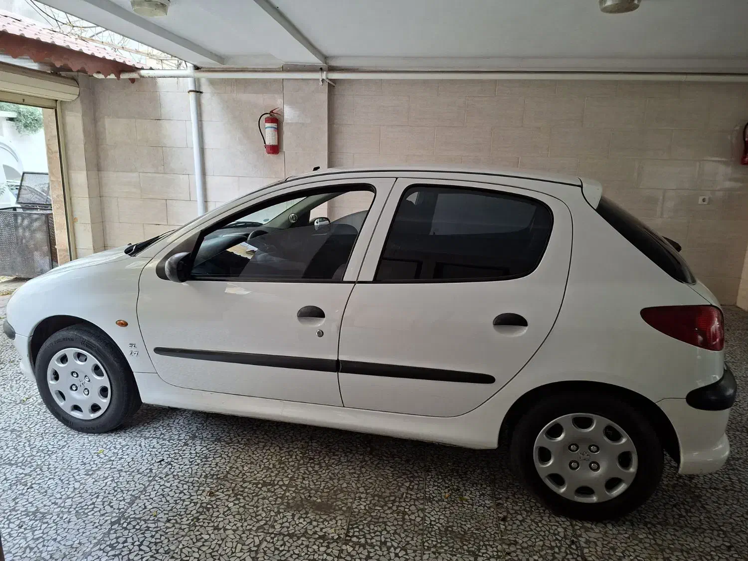 پژو ۲۰۶ تیپ ۲ بیرنگ|خودرو سواری و وانت|بندر انزلی, ناسیونال|دیوار