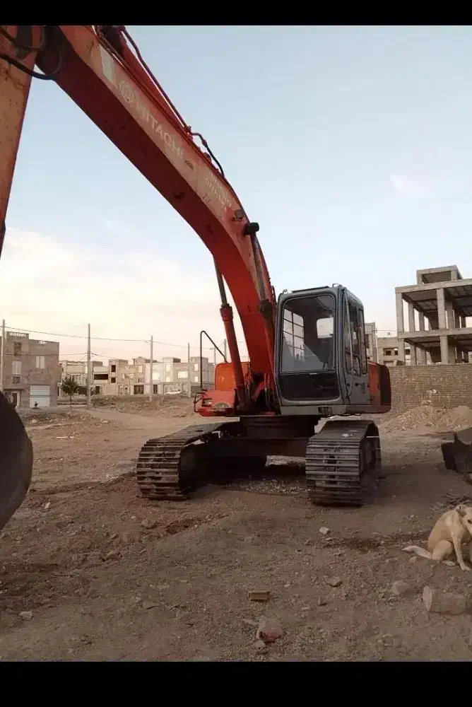 بیل ۲۰۰هیتاجی|خودرو سنگین|ضیاء آباد, |دیوار