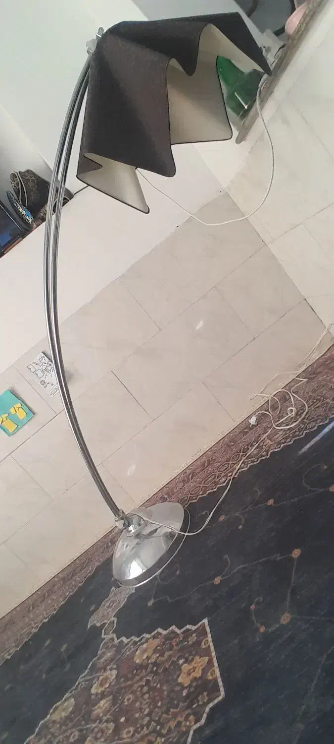 چراغ خواب ایستاده|چراغ خواب و آباژور|شیراز, سعدیه جنوبی|دیوار