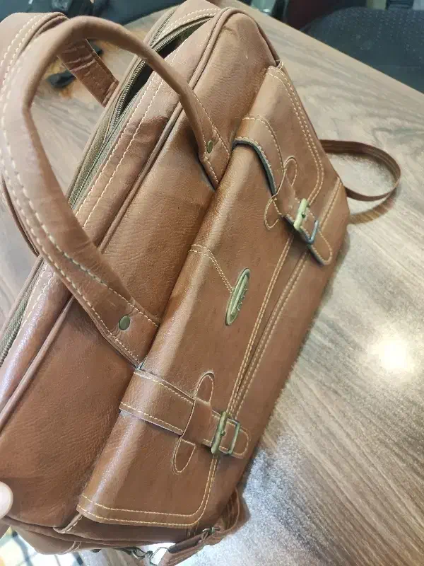 کیف اداری و دانشجویی  چرم مصنوعی|کیف، کفش، کمربند|قم, زنبیل آباد|دیوار