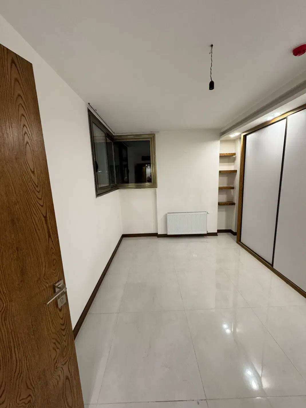 آپارتمان ۱۲۲ متری خ ملک سه خوابه|فروش آپارتمان|اصفهان, ملک|دیوار