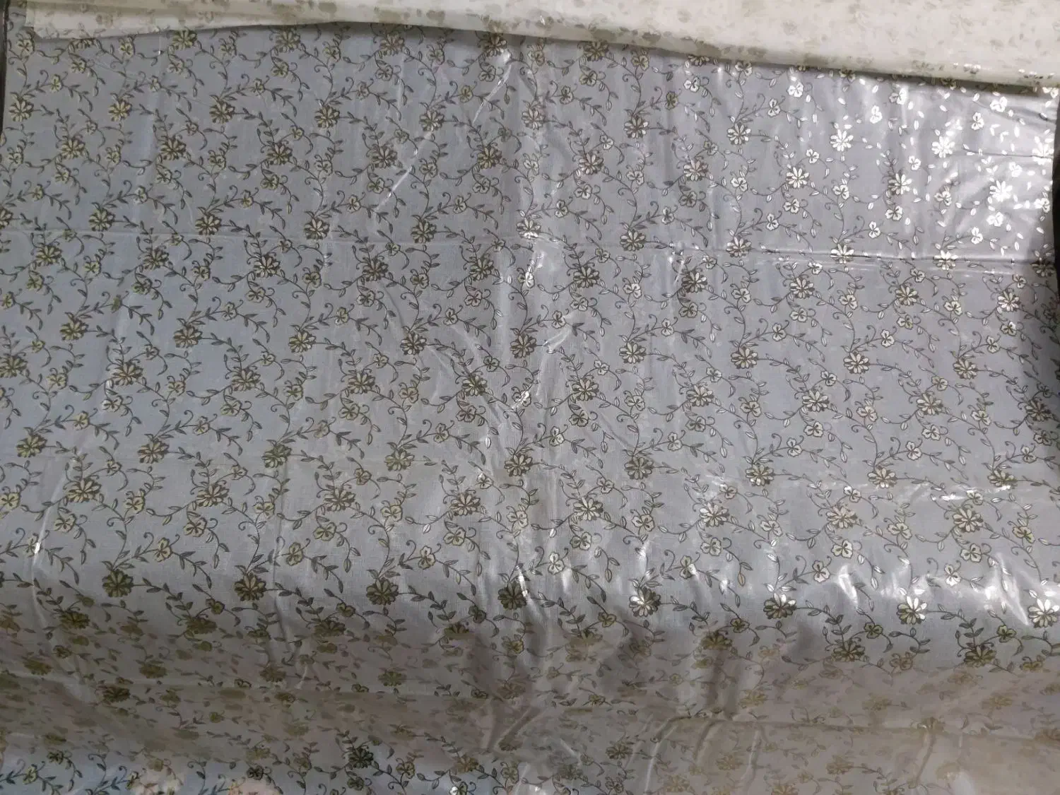 معاوضه با پتو ۵متر سفره گل طلا دو رو نو شیک خوشگل|سفره، حوله، دستمال آشپزخانه|قم, باسکول|دیوار