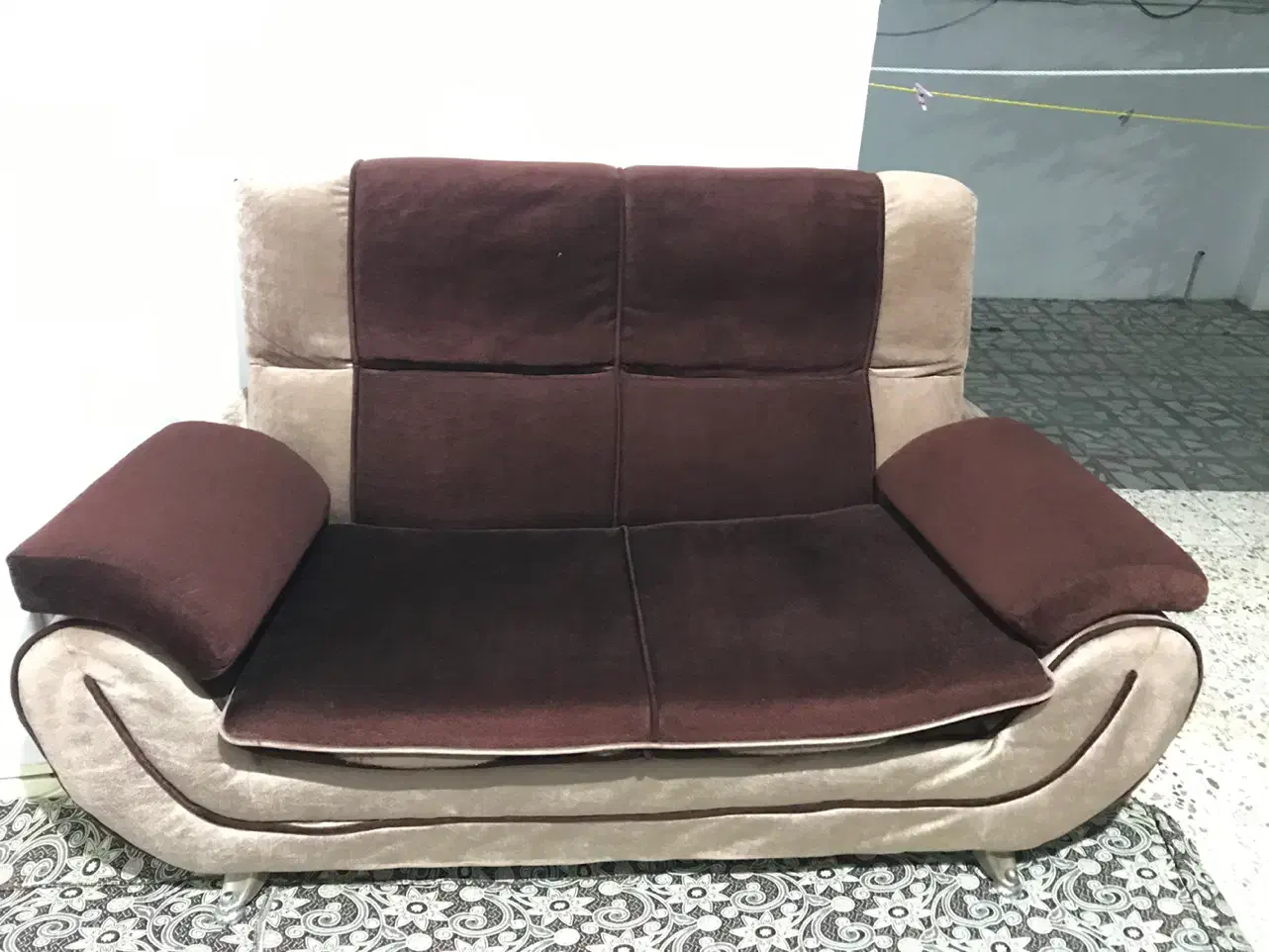 مبلمان|مبلمان خانگی و میز عسلی|فریدون‌کنار, |دیوار