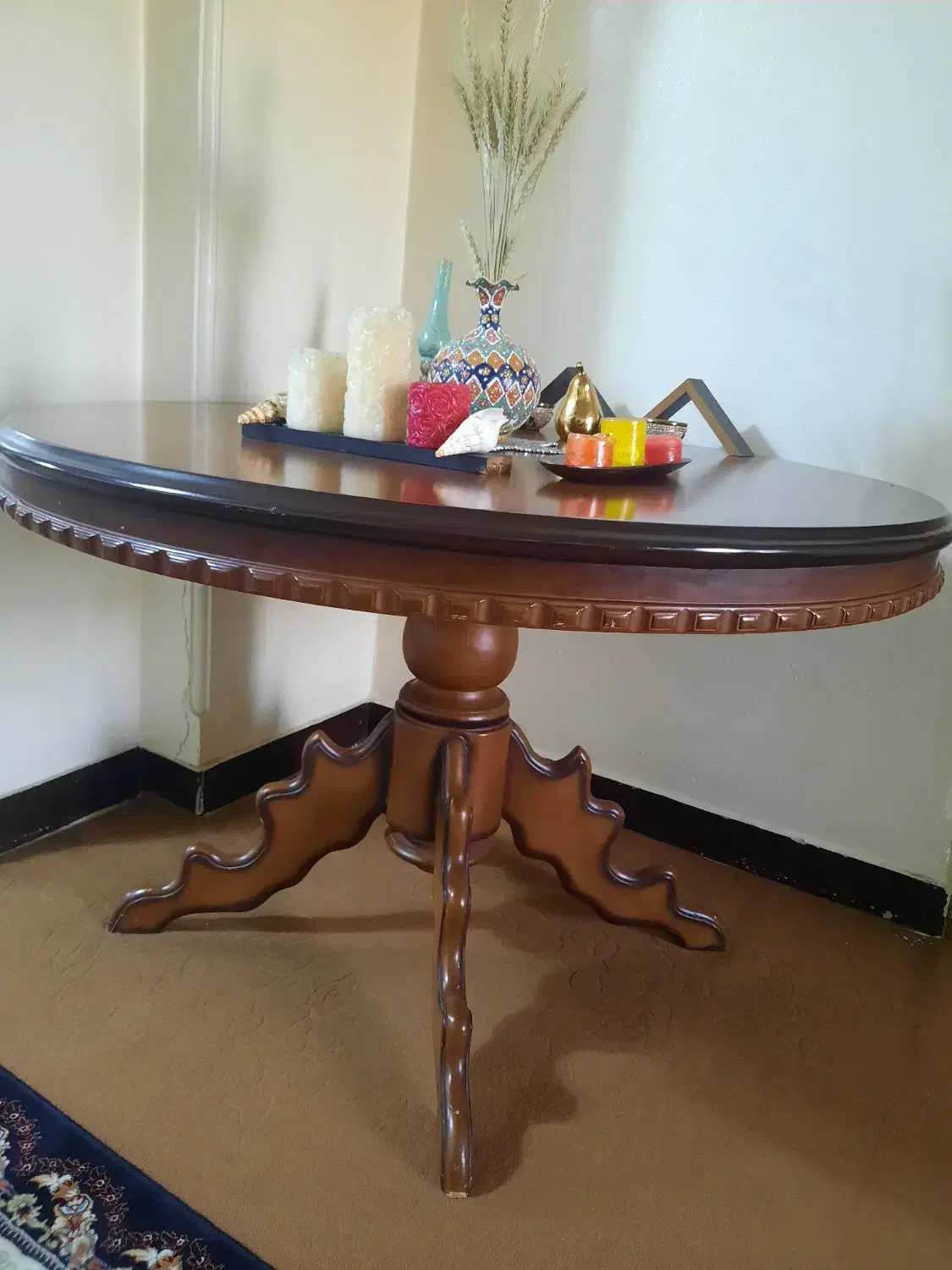 میز گرد|میز و صندلی غذاخوری|اهواز, کیان اباد|دیوار