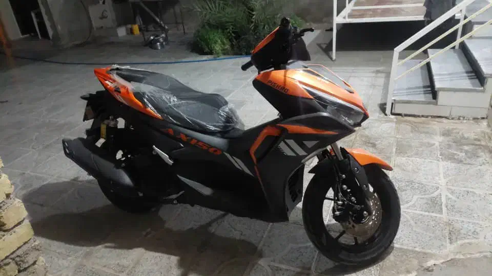 موتور ax150|موتورسیکلت|شیراز, لاله|دیوار