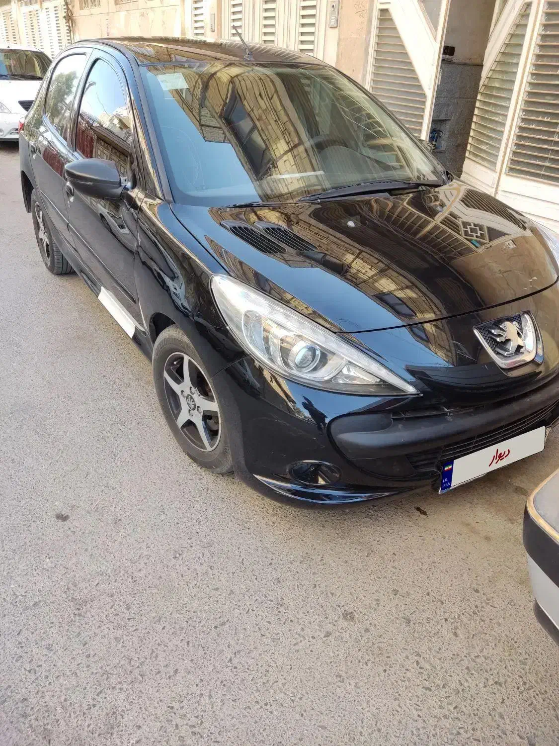 پژو207|خودرو سواری و وانت|قم, باغ شریفی|دیوار