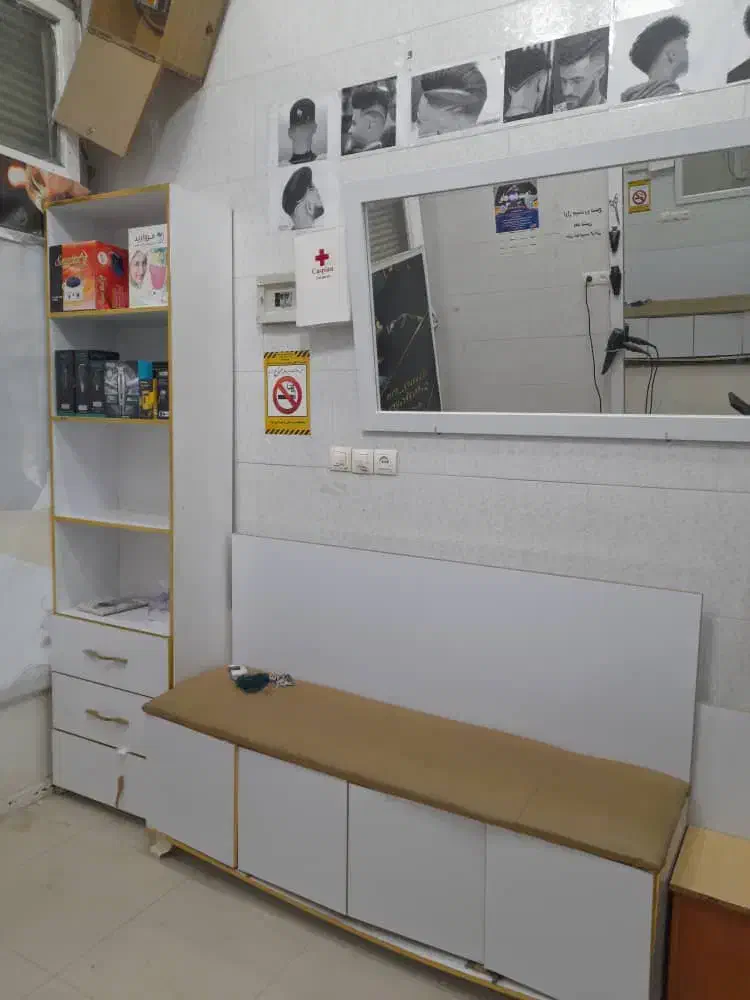 دکور ارایشگاه|آرایشگاه و سالن‌های زیبایی|وحدتیه, |دیوار