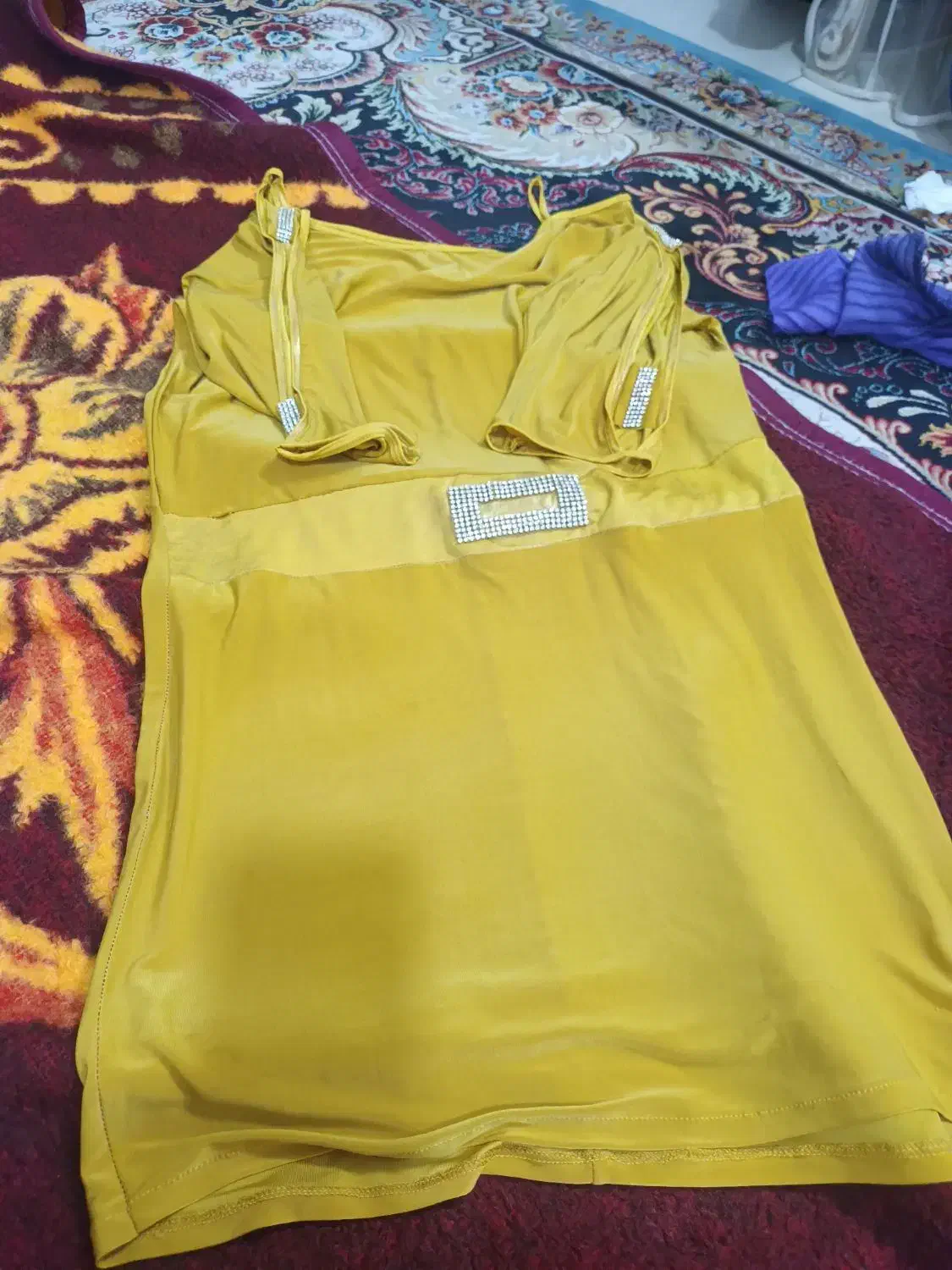 لباس و کفش|کیف، کفش، کمربند|اصفهان, باتون|دیوار