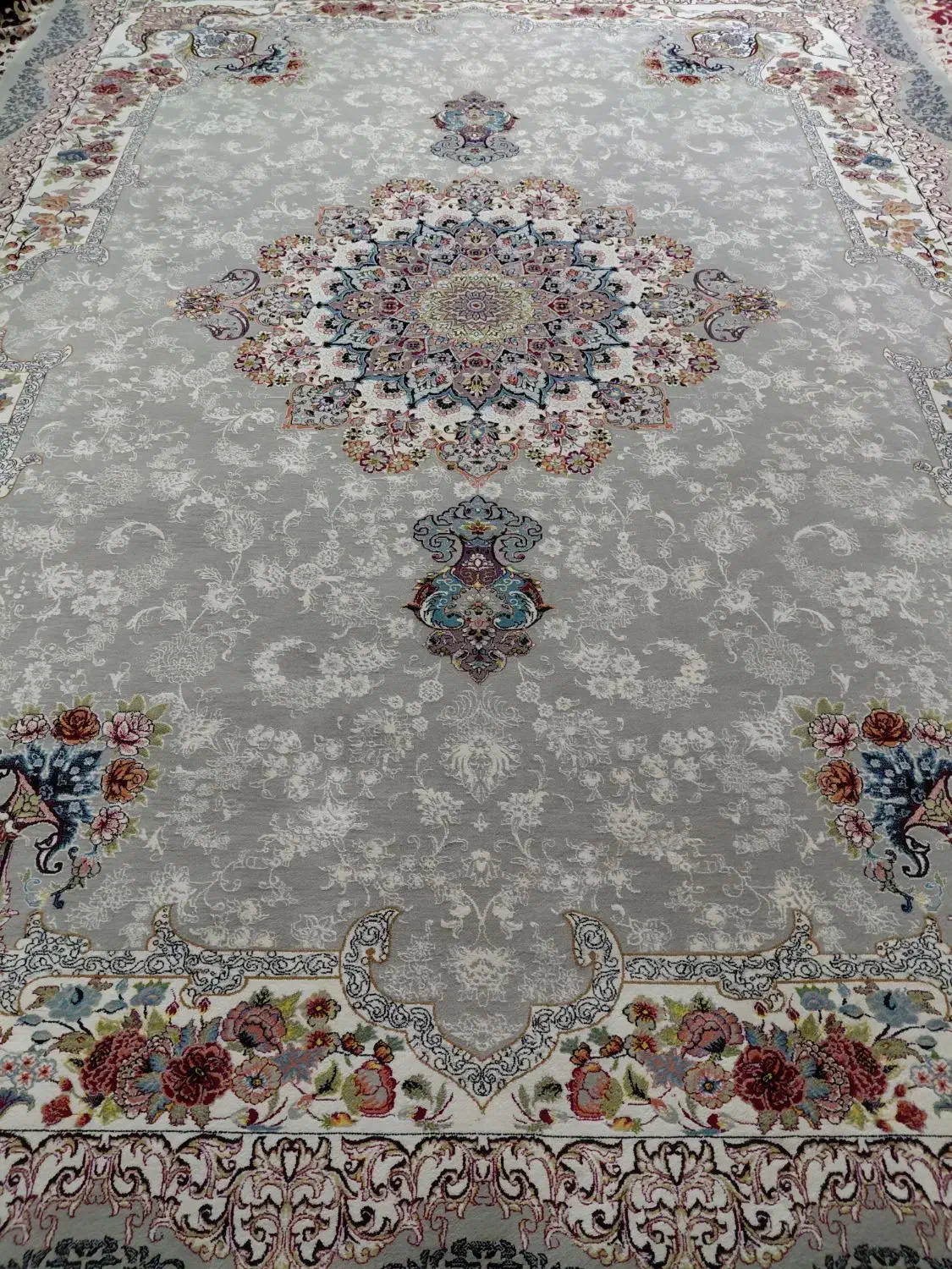 فرش ۹متری جفتش باهم ۲۲۵۰۰|فرش|ورامین, خیر آباد|دیوار