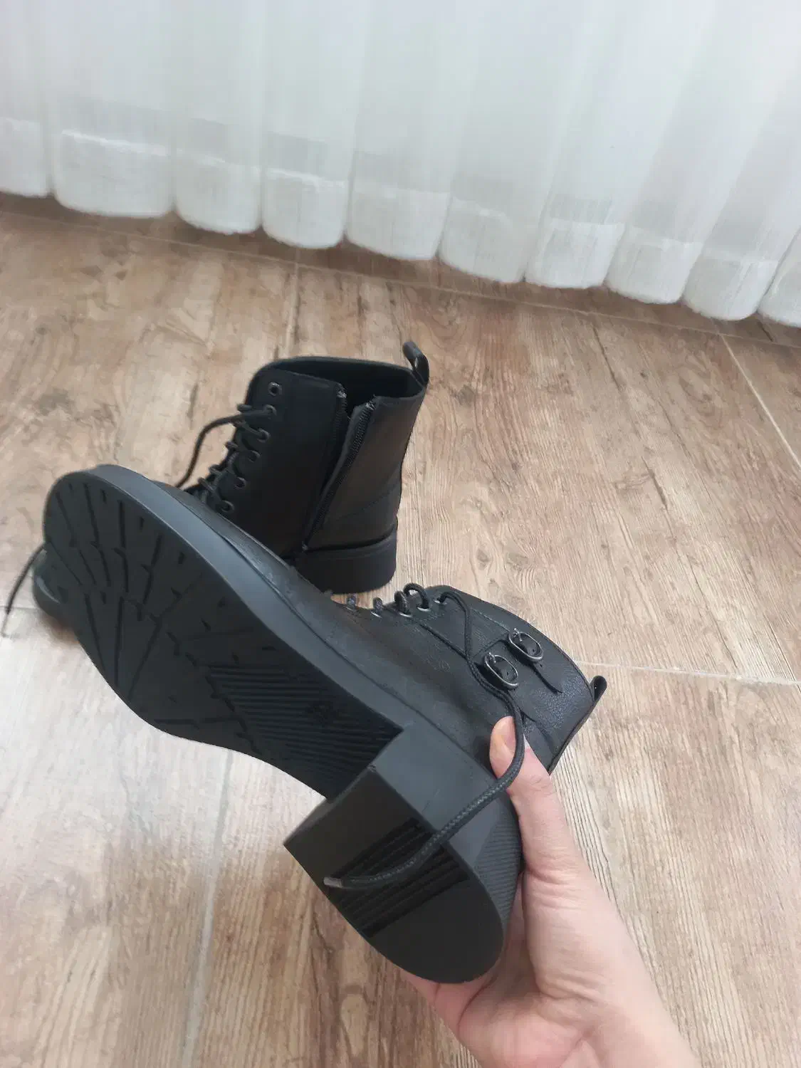 بوت چرم|کیف، کفش، کمربند|بروجرد, |دیوار