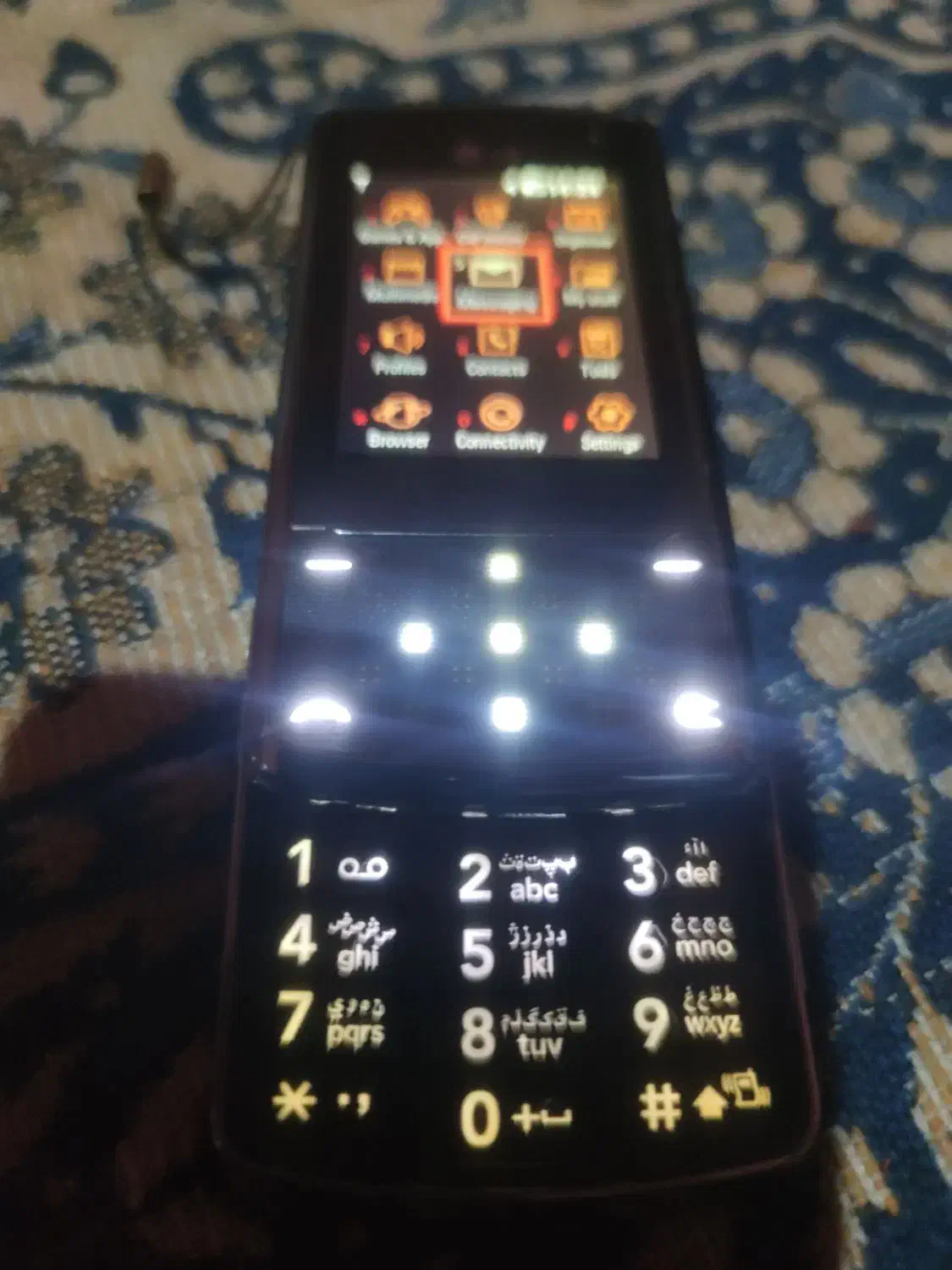 گوشی ال جی مدل شکلات اکبند|موبایل|تهران, هرندی|دیوار