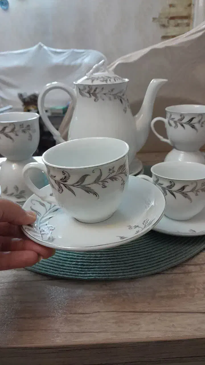 ست صبحانه خوری چینی|ظروف سرو و پذیرایی|قرچک, محمد آباد|دیوار